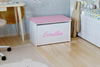 Coffre à jouets DARIA - Blanc avec imprimé, panneau rose