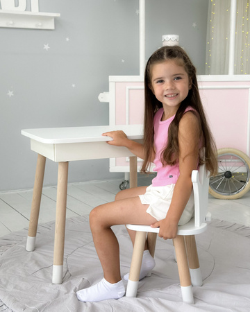 Table et chaise pour enfants. Table avec rangement pour crayons et livres de coloriage - couleur blanche