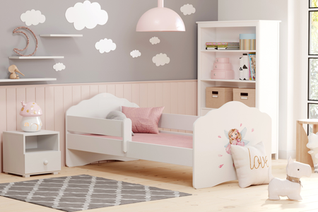Lit enfant FALA 70x140 avec barrière et graphisme - Fillette avec des ailes