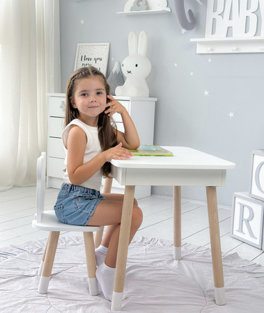Table et chaise pour enfants en forme de nounours. Table avec rangement pour crayons et livres de coloriage - blanc