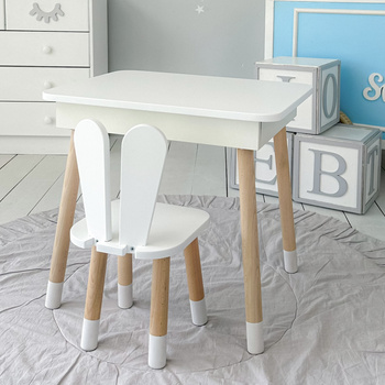 Table et chaise d'enfant en lapin. Table avec rangement pour crayons et livres de coloriage - couleur blanche