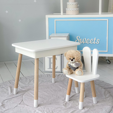 Table et chaise d'enfant en lapin. Table avec rangement pour crayons et livres de coloriage - couleur blanche